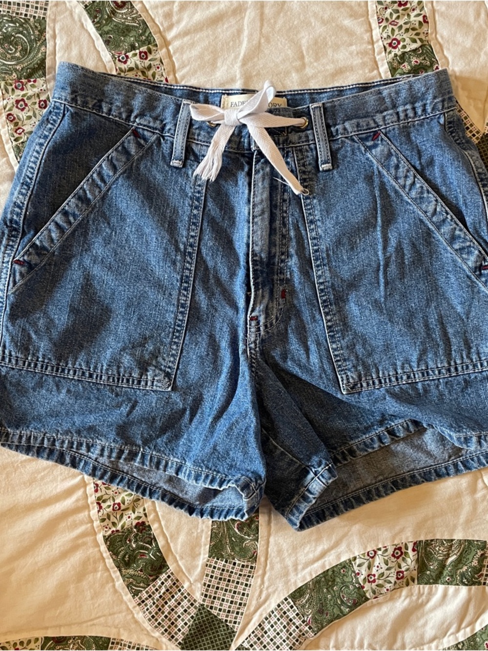 VTG 90s/Y2K Faded Glory Jean Shorts Drawstring Patch Pockets Women Size 10